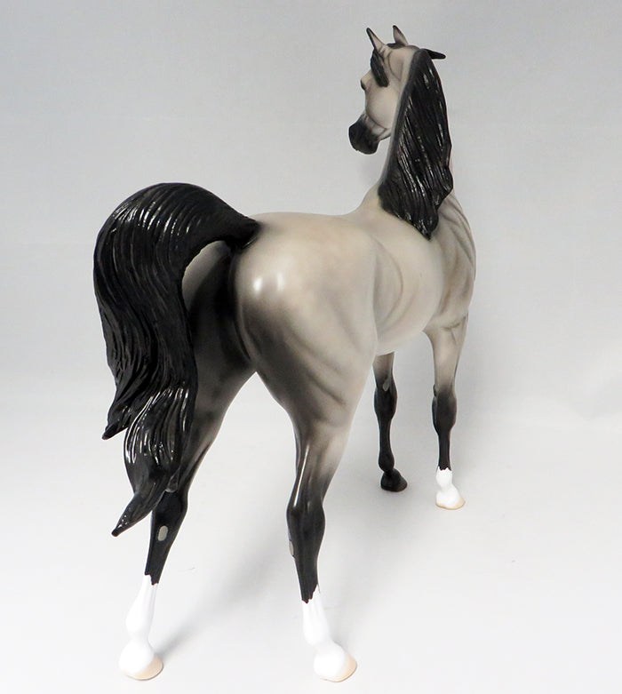 CACTUS JACK-LE-5 GREY W/ BLACK POINTS ARABIAN MODEL HORSE 9/22