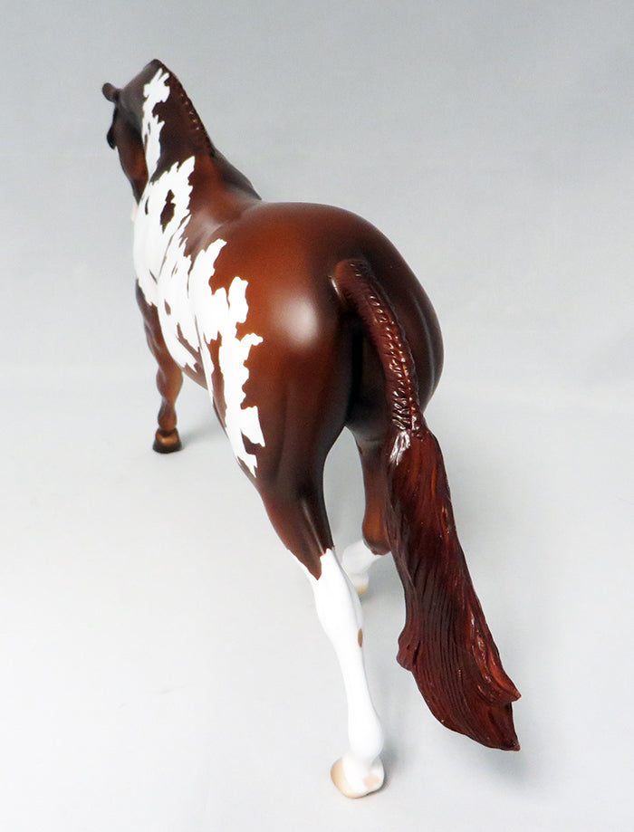 THE LOCK PICK-OOAK CHESTNUT PAINT ENGLISH PONY MODEL HORSE 9/21