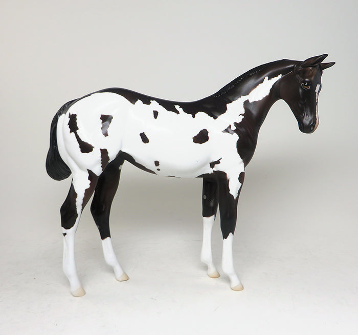 WEANLING MODEL HORSE