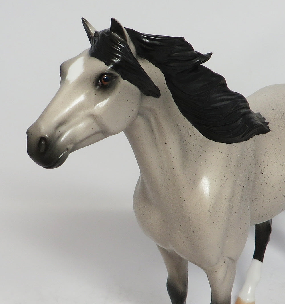 SUMMER TIME BLUES - OOAK BLUE ROAN MUSTANG MODEL HORSE MW2018