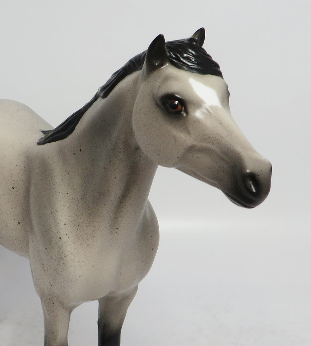 SUMMER TIME BLUES - OOAK BLUE ROAN MUSTANG MODEL HORSE MW2018