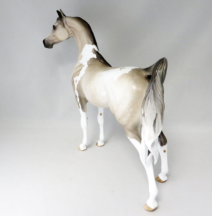 BEDOUIN KNIGHTS~OOAK DAPPLE GREY PAINT ARABIAN MODEL HORSE BY SHERYL LEISURE 9/23