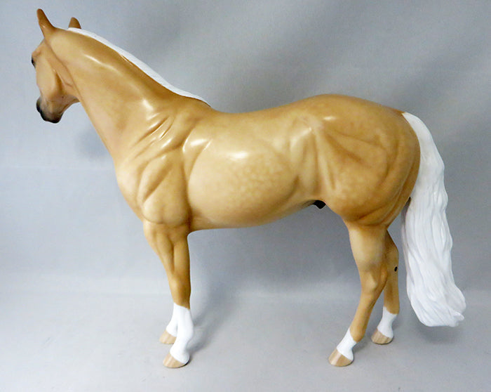 RUN BABY-OOAK DAPPLE PALOMINO ISH MODEL HORSE BY SHERYL LEISURE 9/22
