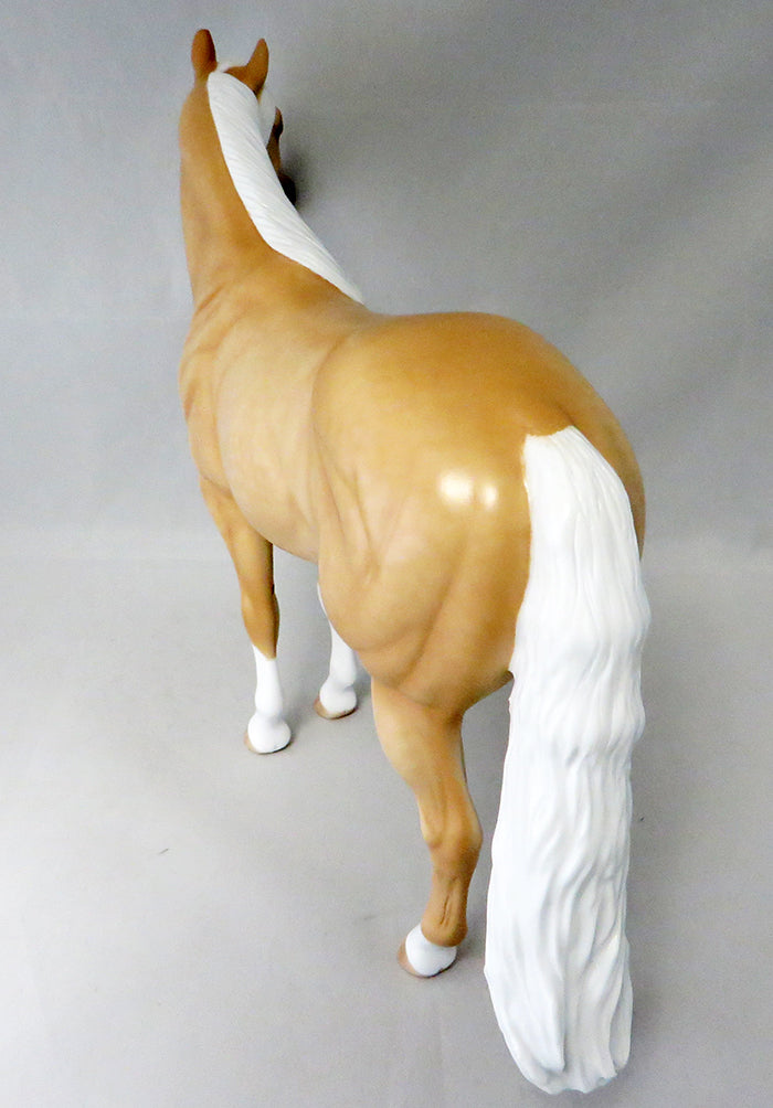 RUN BABY-OOAK DAPPLE PALOMINO ISH MODEL HORSE BY SHERYL LEISURE 9/22