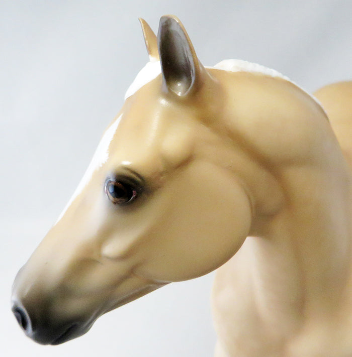 RUN BABY-OOAK DAPPLE PALOMINO ISH MODEL HORSE BY SHERYL LEISURE 9/22