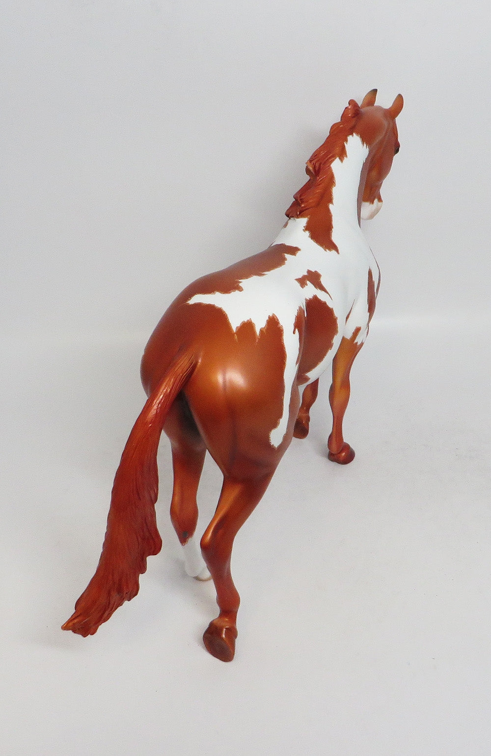 ROLLING STONE-OOAK ETCHED PAINT THOROUGHBRED MODEL HORSE 3/16/18