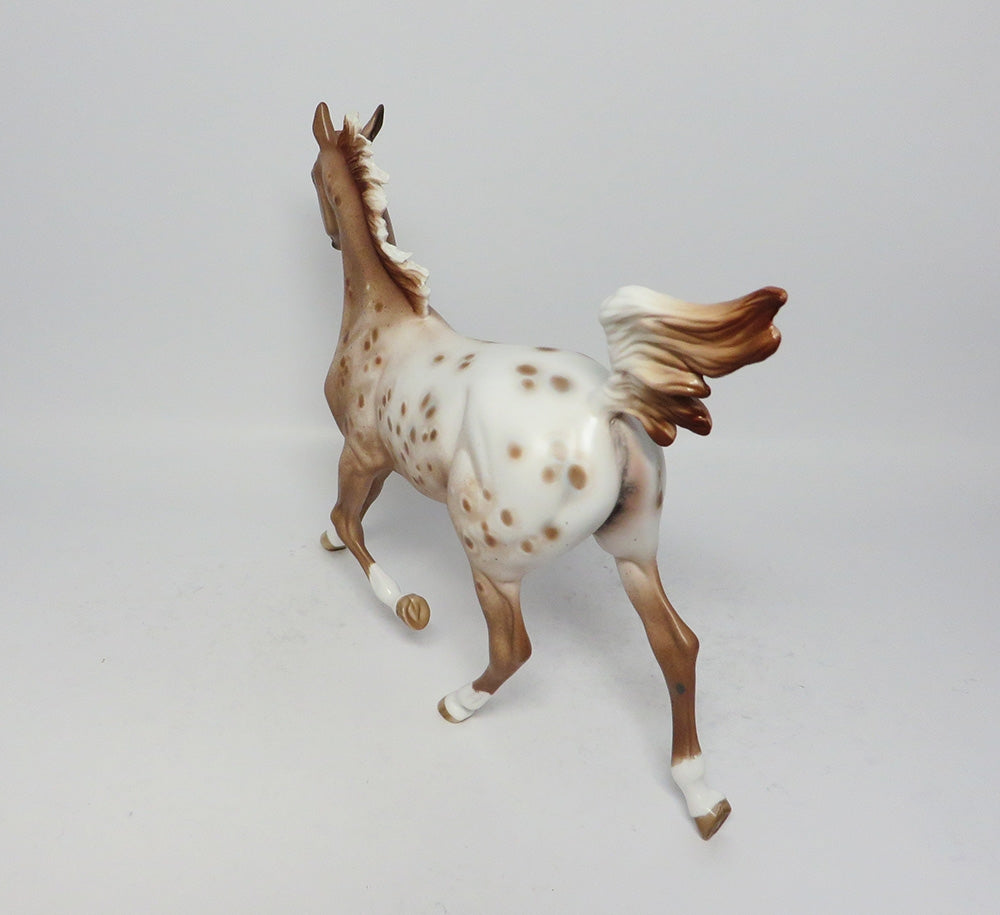 KISSY SPOTS-OOAK CHESTNUT APPALOOSA YEARLING MODEL HORSE BY SHERYL LEISURE 8/11/17