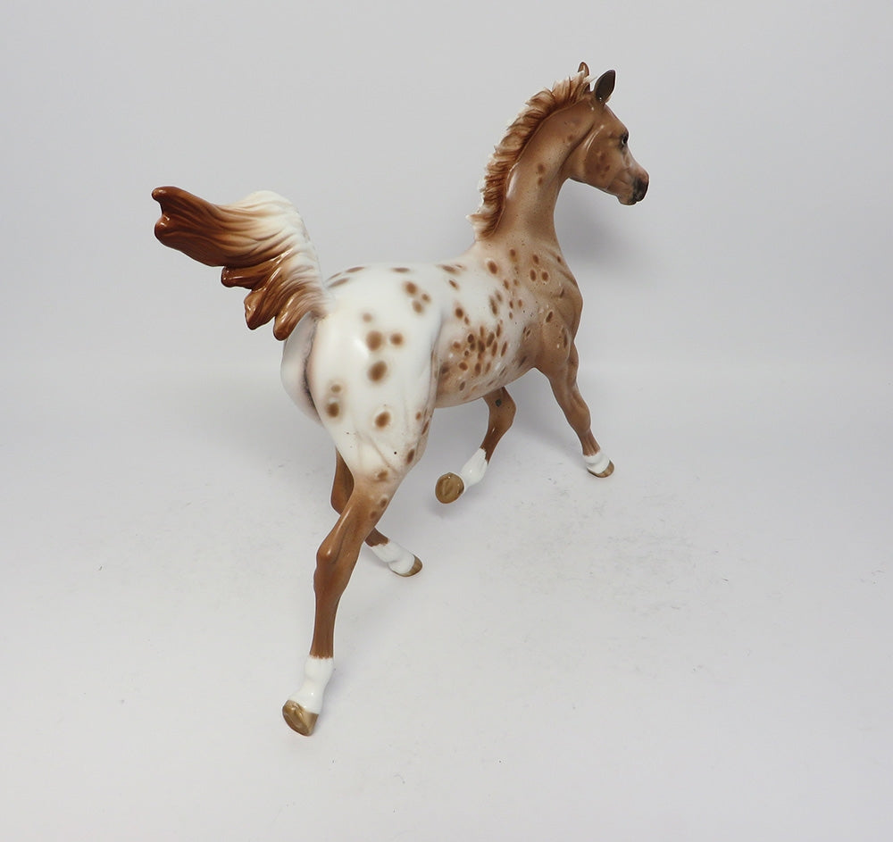 KISSY SPOTS-OOAK CHESTNUT APPALOOSA YEARLING MODEL HORSE BY SHERYL LEISURE 8/11/17