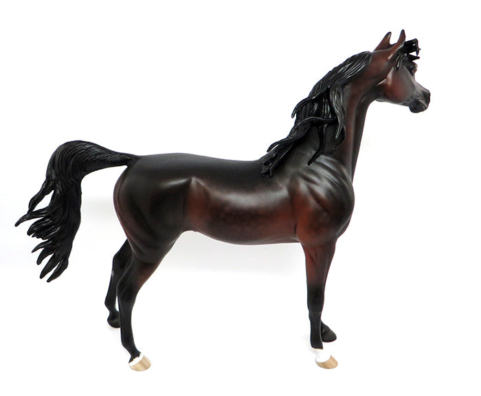MOBERG-DAPPLE BAY ARABIAN MODEL HORSE 2/27