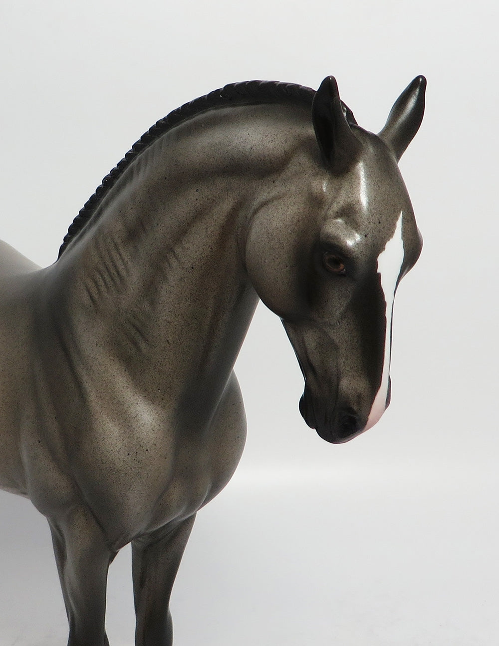 FLEUR DE LIS - LE6 BLUE ROAN ANDALUSIAN MODEL HORSE MW2018