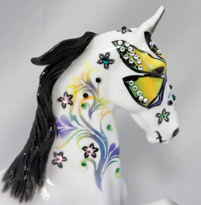 FLITTER-OOAK BUTTER FLY SADDLEBRED SUGAR SKULL MODEL HORSE BY DAWN QUICK 9/23