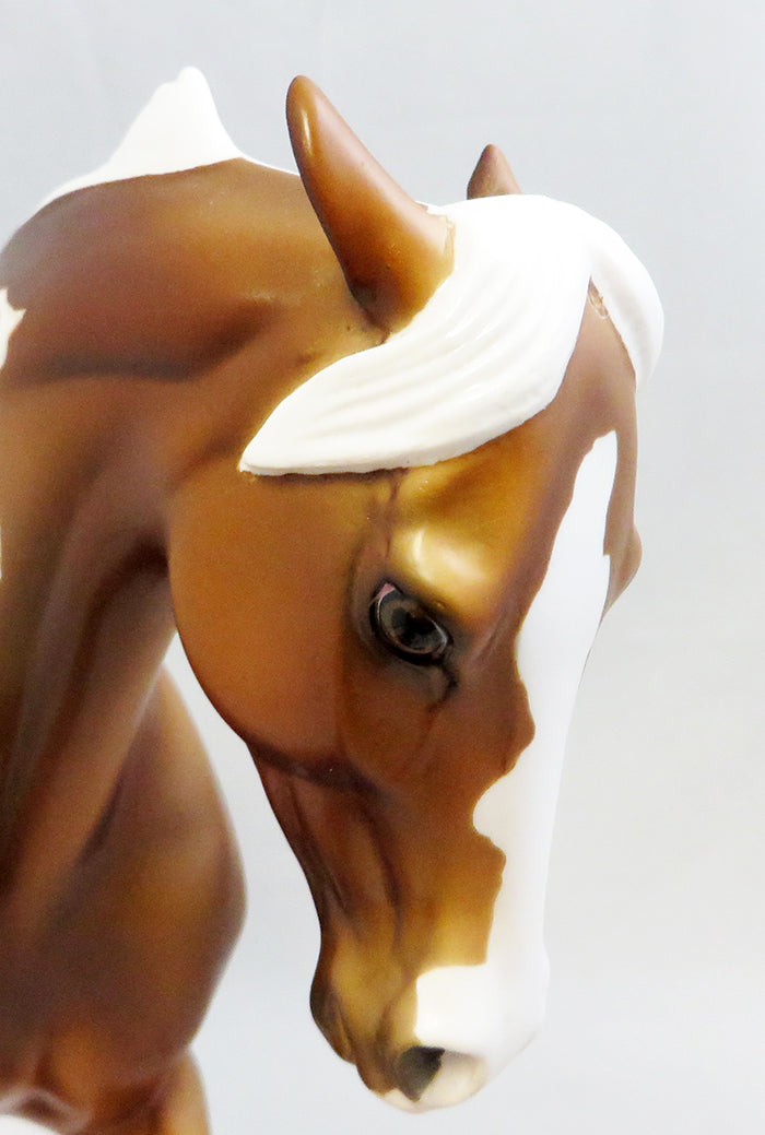 SPLASH-N-DASH-OOAK LIGHT CHESTNUT PAINTED THOROUGHBRED MODEL HORSE 9/26