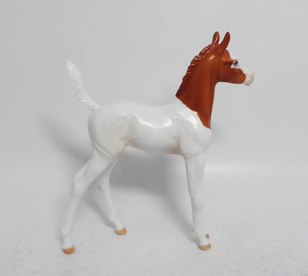 ROO-LE-15 CHESTNUT SPLASH FOAL MODEL HORSE 3/23/18