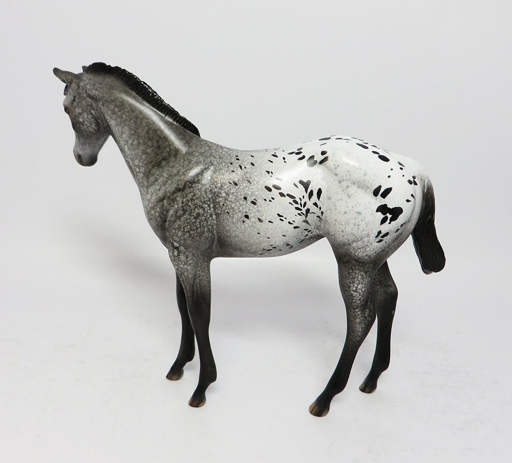 LITTLE HEART-OOAK LOUD LEOPARD APPALOOSA WEANLING MODEL HORSE 8/18/17