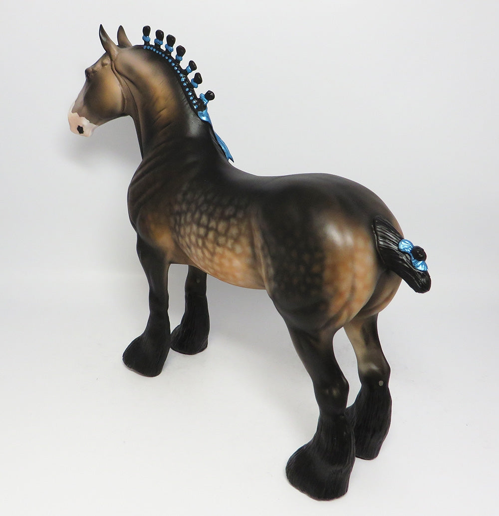 HANK THE TANK-OOAK STAR DAPPLE STANDING DRAFTER MODEL HORSE BY DAWN QUICK 8/18/17