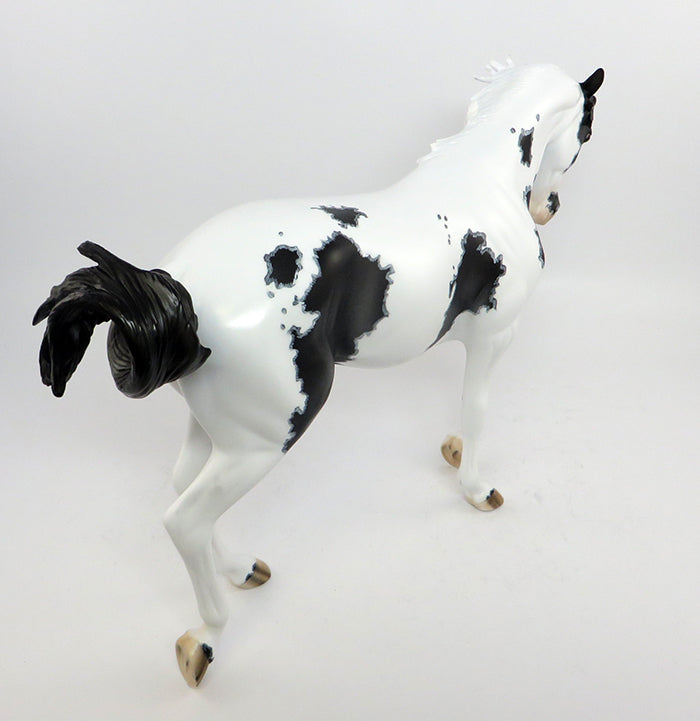 HOLY WINE-OOAK MAPPED BLACK PAINT THOROUGHBRED MODEL HORSE 2/27