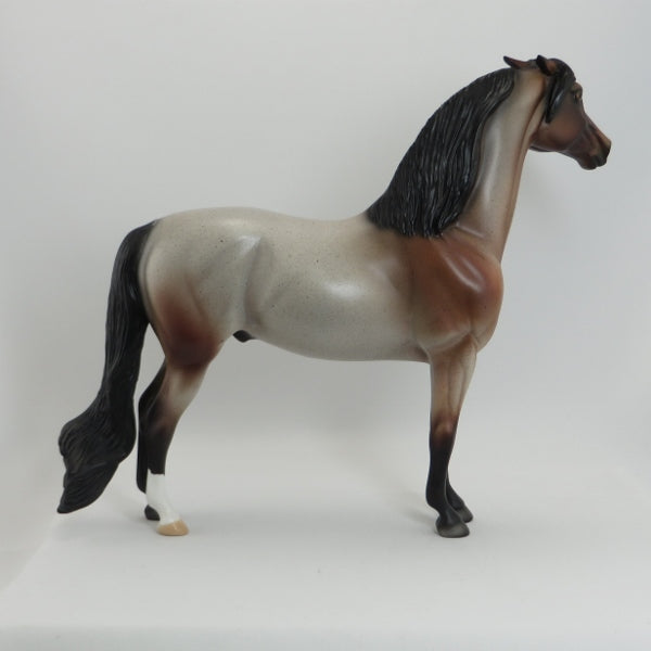 EGYPTIAN WIND - Bay Roan Pinned Ear Morgan Model Horse - LE2 - 5/15