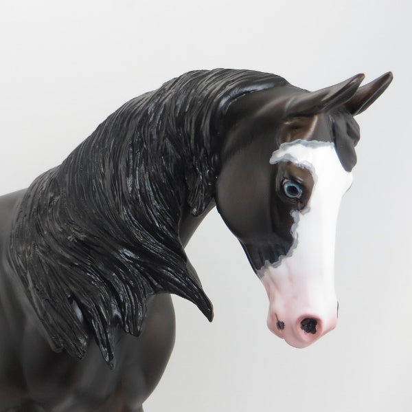 ACHIRD - OOAK Dark Chestnut Thoroughbred with Mapping - 5/15