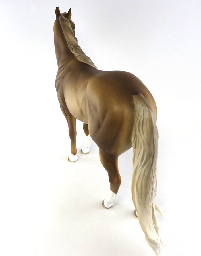 CARMEL D&#39; APPLE-DAPPLE CHESTNUT ISH MODEL HORSE BY SHERYL LEISURE-LE-4 9/29