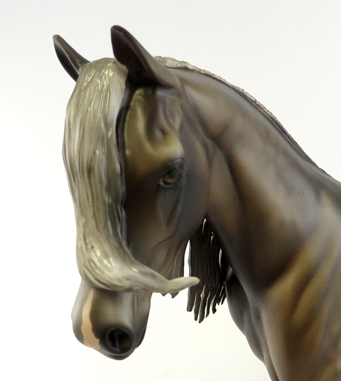DORMOUSE-LE-6 SILVER DAPPLE PONY BY JULIE EQ 2016