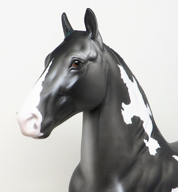 CABOOSE-DARK DAPPLE GREY PAINT TROTTING DRAFTER MODEL HORSE 3/31