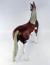 LI SHANG-CHESTNUT PAINT ARABIAN MODEL HORSE EQ 2016