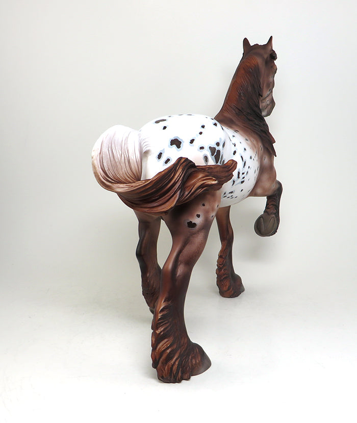 model horse trotting drafter 