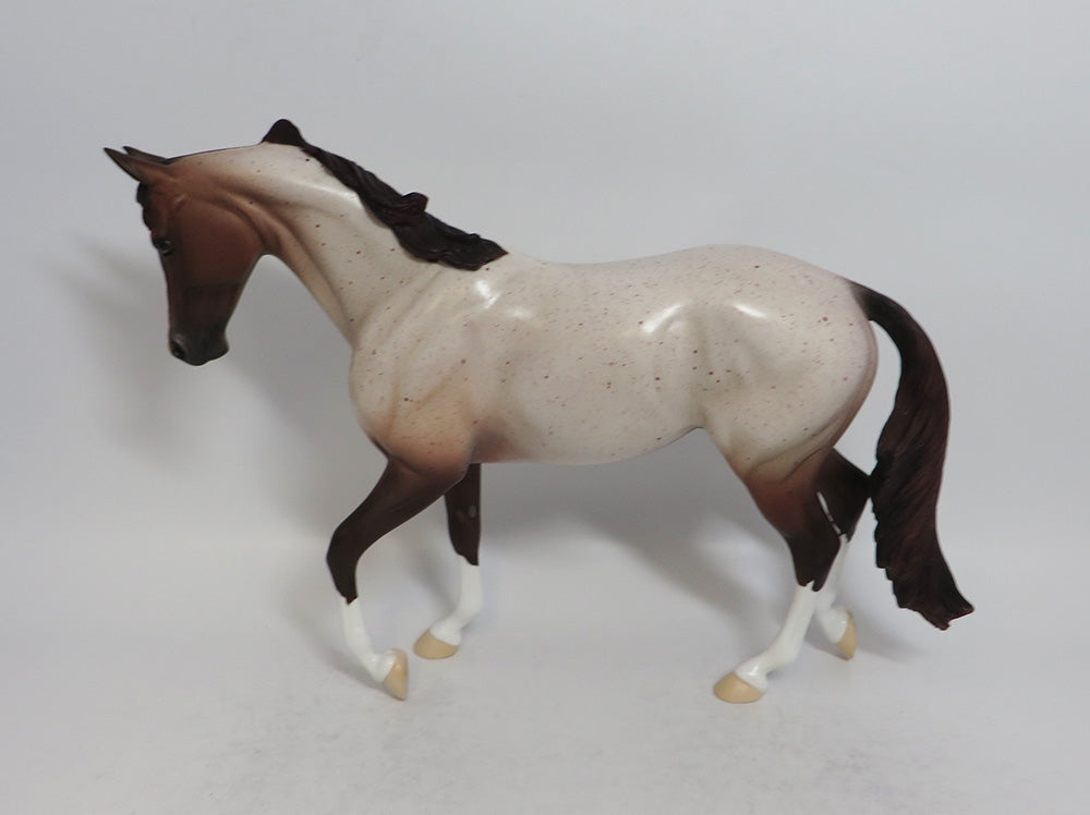 NOEDOWN - OOAK RED ROAN THOROUGHBRED MODEL HORSE SHCF2018