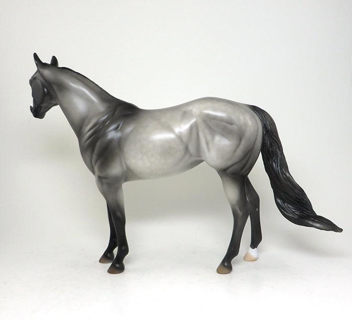 blue roan ish model horse 