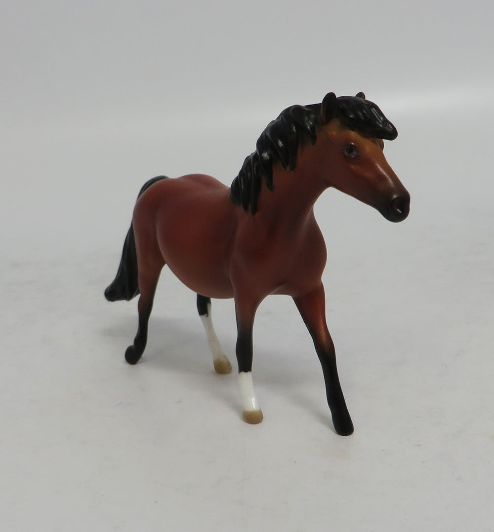 PEANUT - OOAK BAY PONY CHIP EA2018