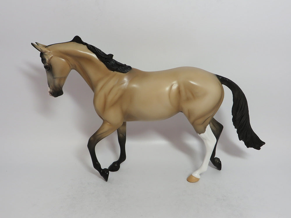 POPCORN & PEANUTS - OOAK BUCKSKIN THOROUGHBRED MODEL HORSE SHCF2018