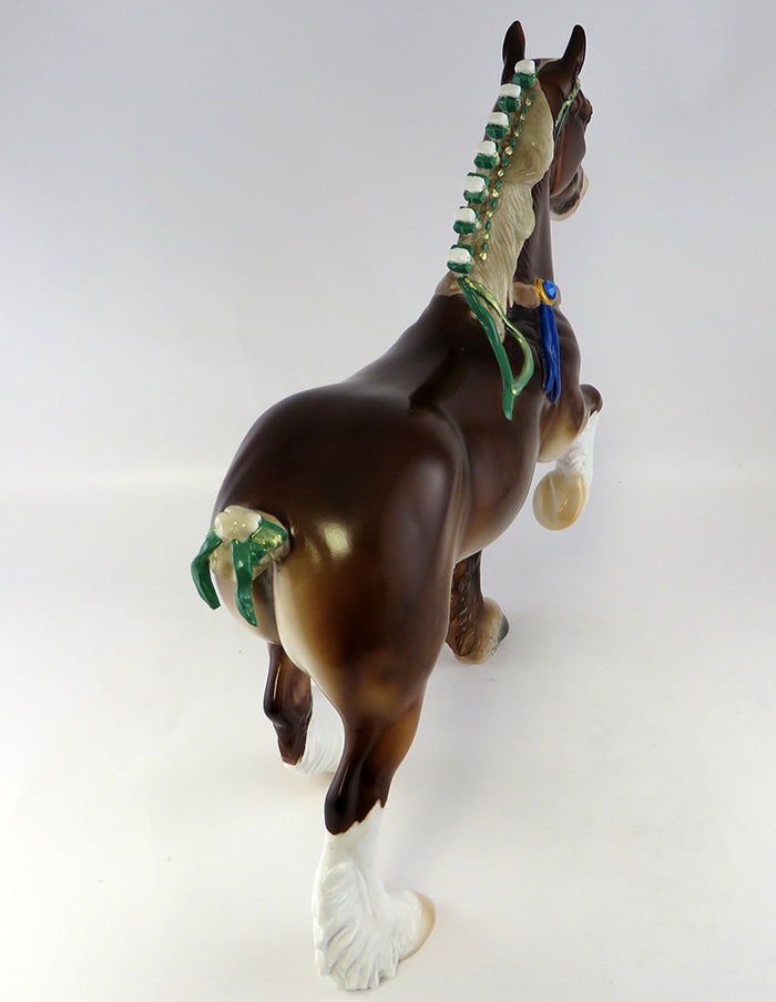 TIN SOLDIER-LE4 DARK SORREL TROTTING DRAFTER MODEL HORSE EQ 2016 7/28