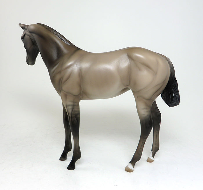 model horse weanling