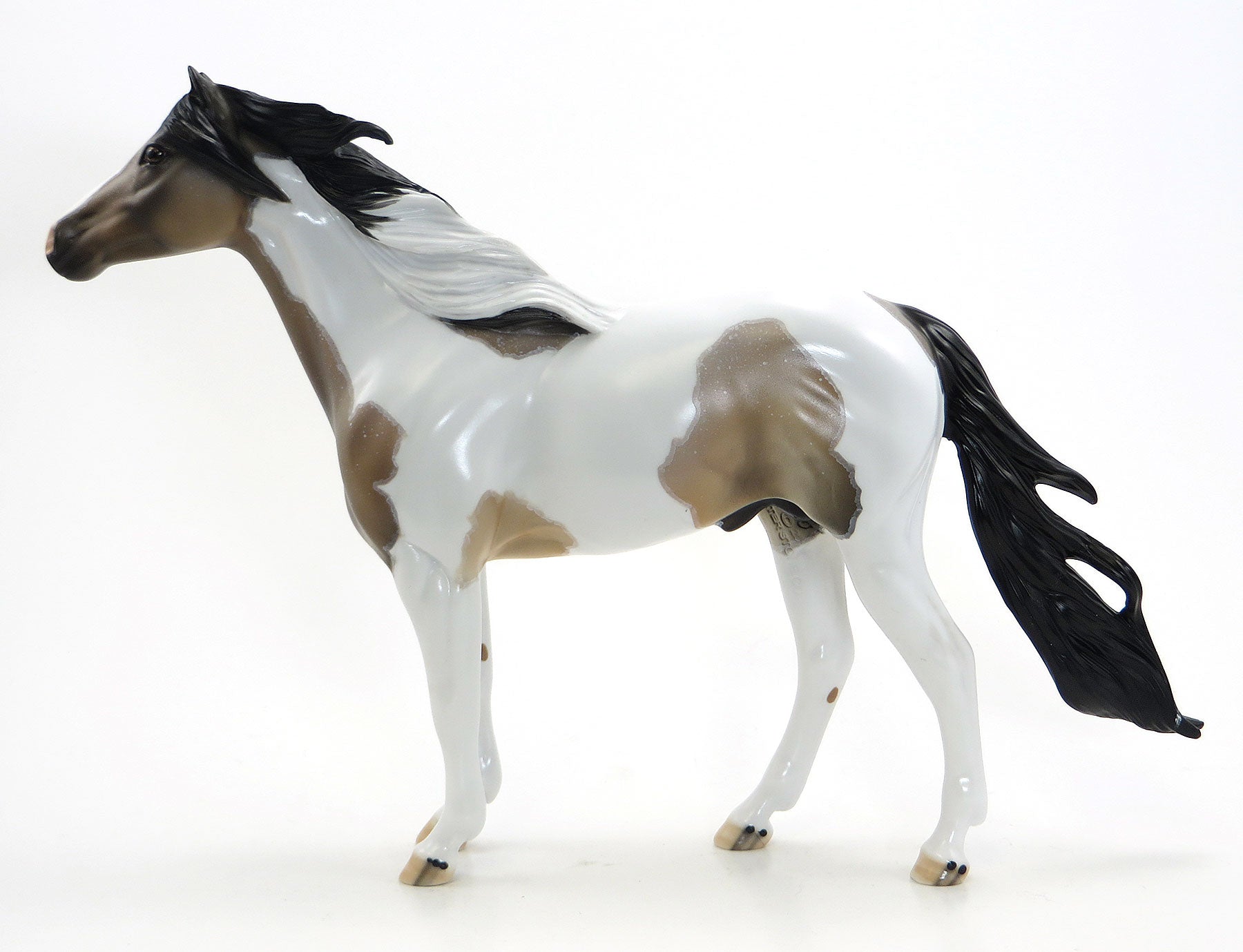 AMERICAN MADE MAN - OOAK Buckskin Roan Pinto Mustang Model Horse - 7/3