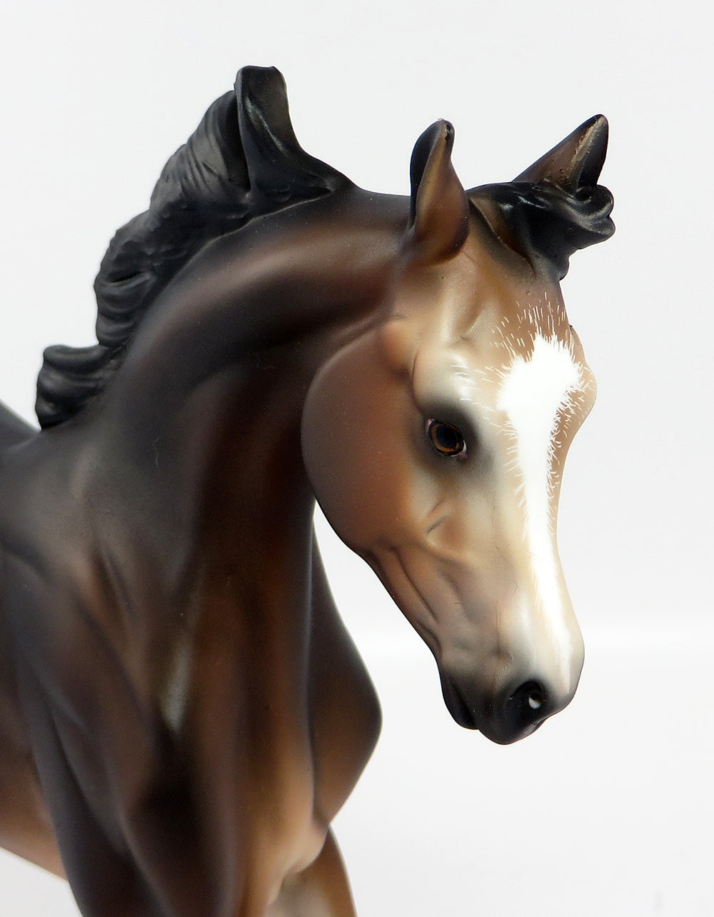 FELICITY~OOAK BAY WEANLING MODEL HORSE 3/15