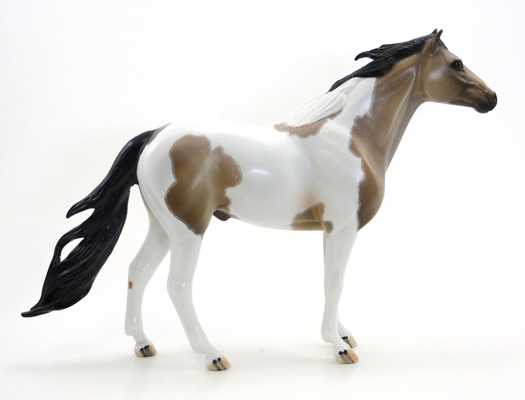 AMERICAN MADE MAN - OOAK Buckskin Roan Pinto Mustang Model Horse - 7/3