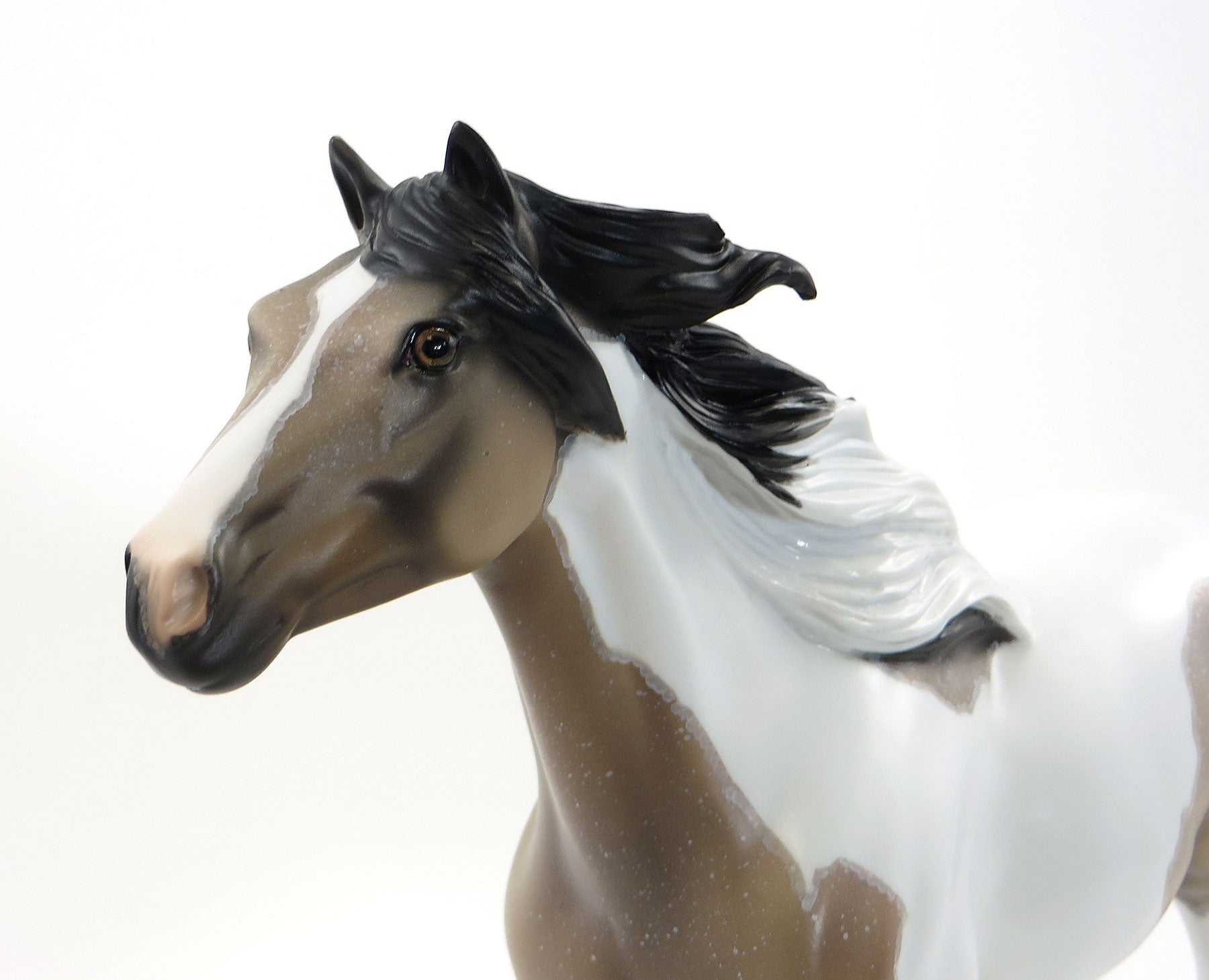 AMERICAN MADE MAN - OOAK Buckskin Roan Pinto Mustang Model Horse - 7/3