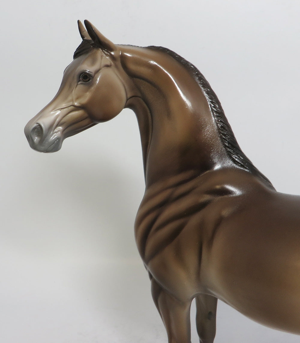 HAYSTACK - OOAK BROWN ARABIAN MODEL HORSE SHCF2018