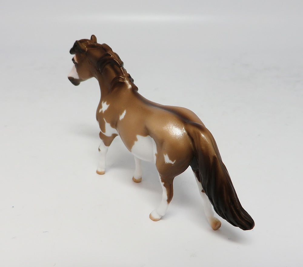 MONSOON-LE.4 DUN PAINT PONY CHIP MODEL HORSE 9/6/17