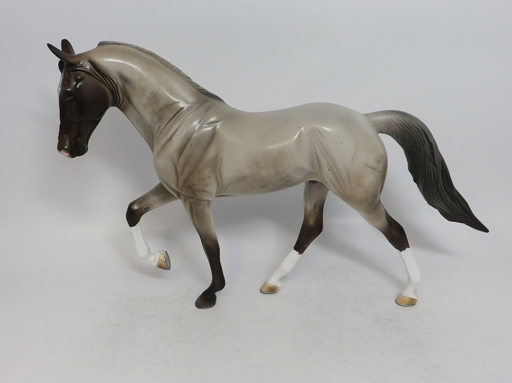 KALEO - LE CHOCOLATE ROAN TENNESSEE WALKING MODEL HORSE SHCF2018