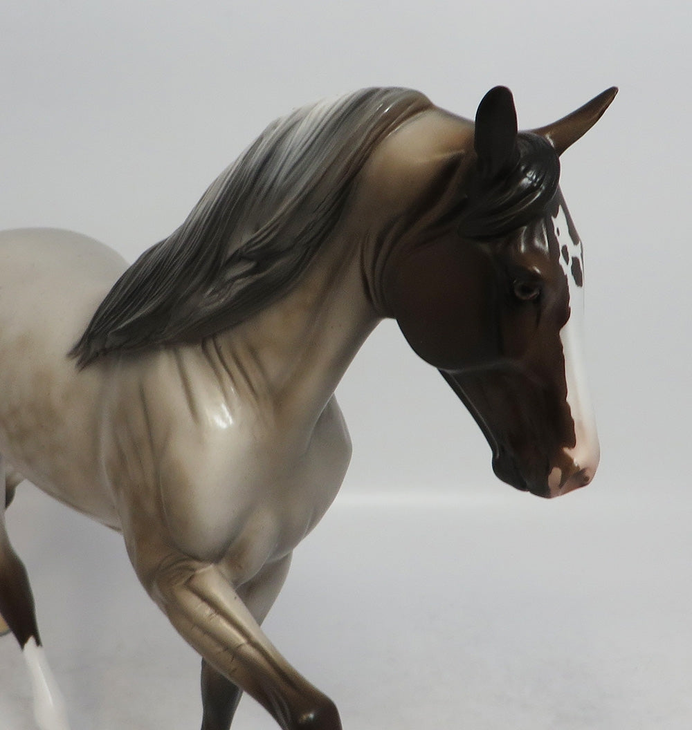 KALEO - LE CHOCOLATE ROAN TENNESSEE WALKING MODEL HORSE SHCF2018