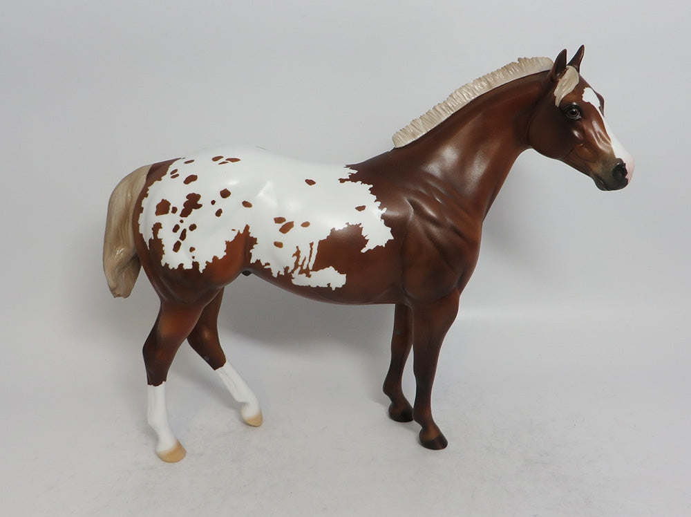 GAHANNA  - LE7 CHESTNUT APPALOOSA ISH MODEL HORSE EA2018