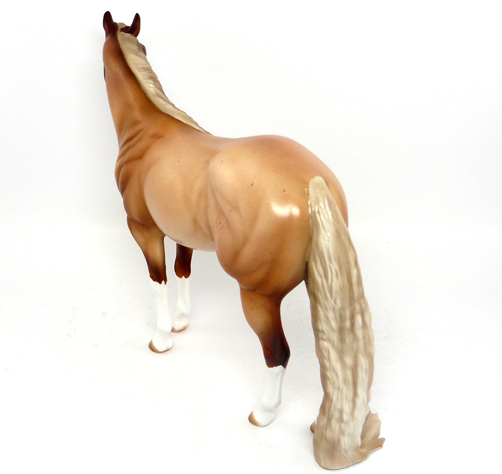 UNFORGIVEN-OOAK CHESTNUT ROAN ISH MODEL HORSE BY JULIE KEIM 3/16