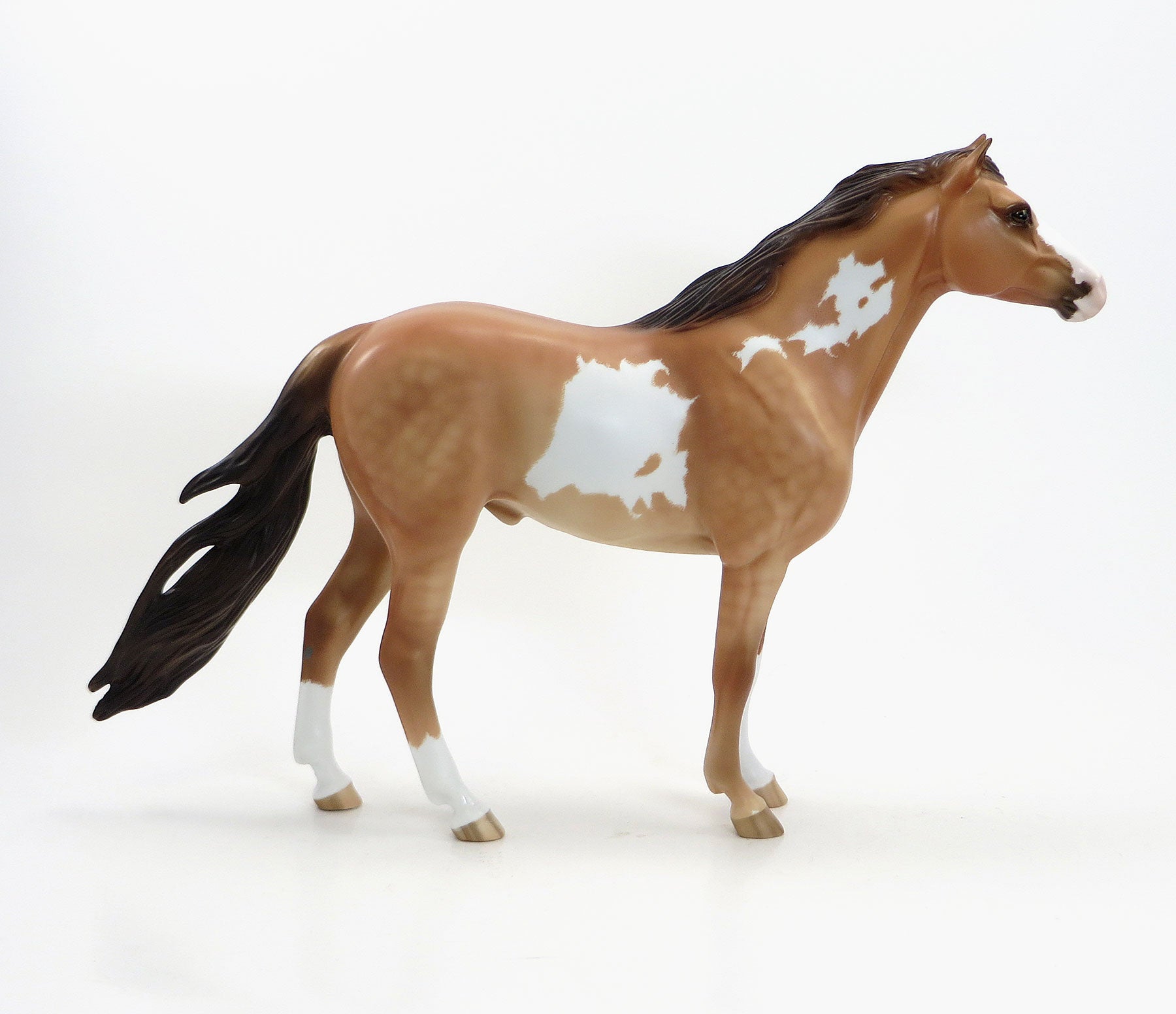 POW WOW - EQ 2015 LE15 Chestnut Paint Mustang Painted by Sheryl Leisure 7/3