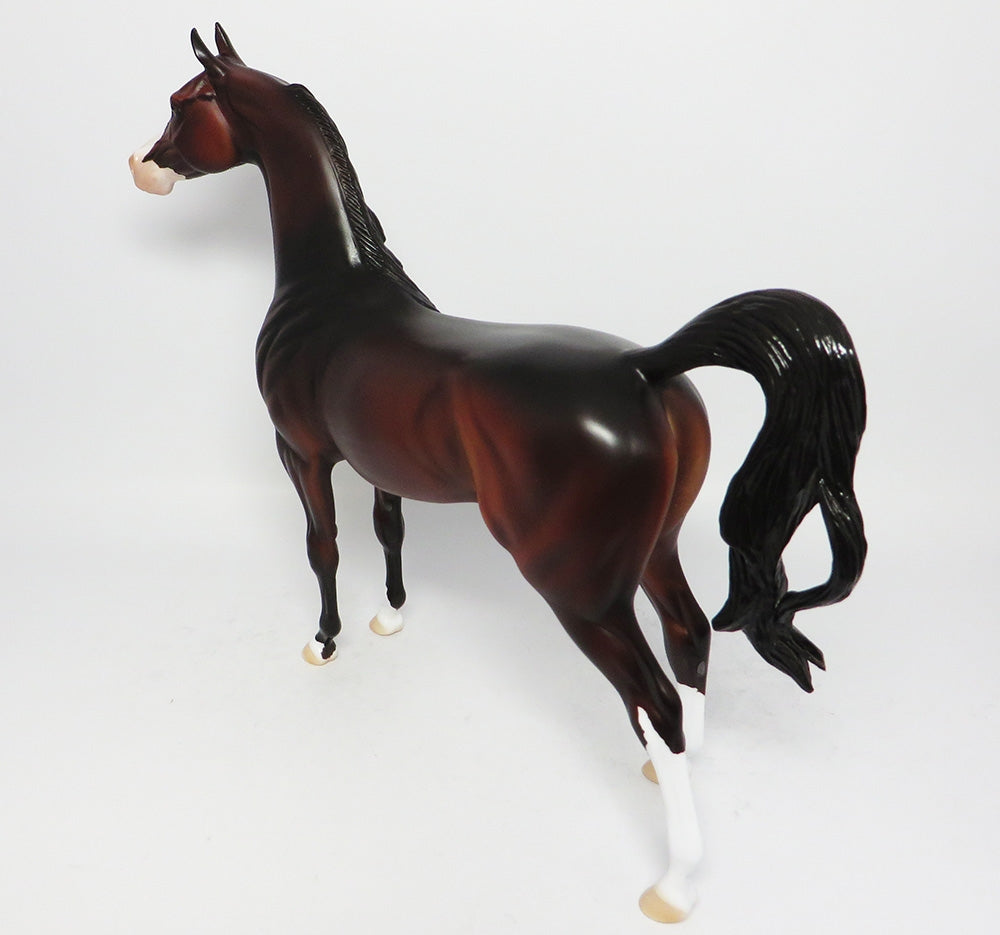 SAND DANCER-OOAK BAY ARABIAN MODEL HORSE BY DAWN QUICK MM 2017