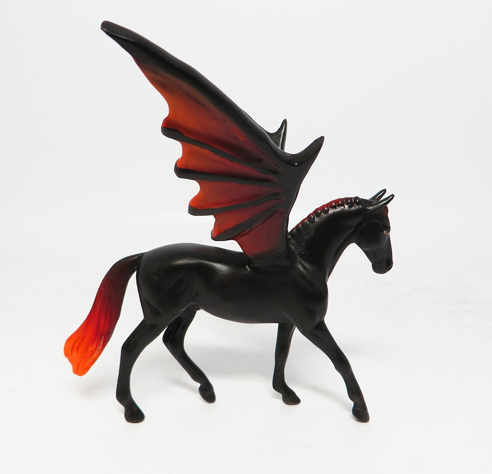 CATALAN-OOAK WARMBLOOD CHIP BAT WING DECORATOR MM 2017