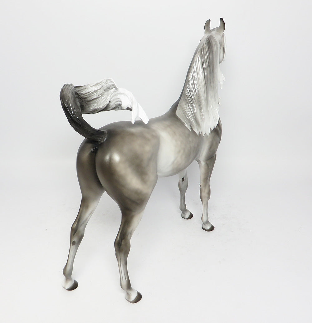 MY PAJAMA&#39;S~LIGHT DAPPLE GREY ARABIAN MODEL HORSE 9/13/17