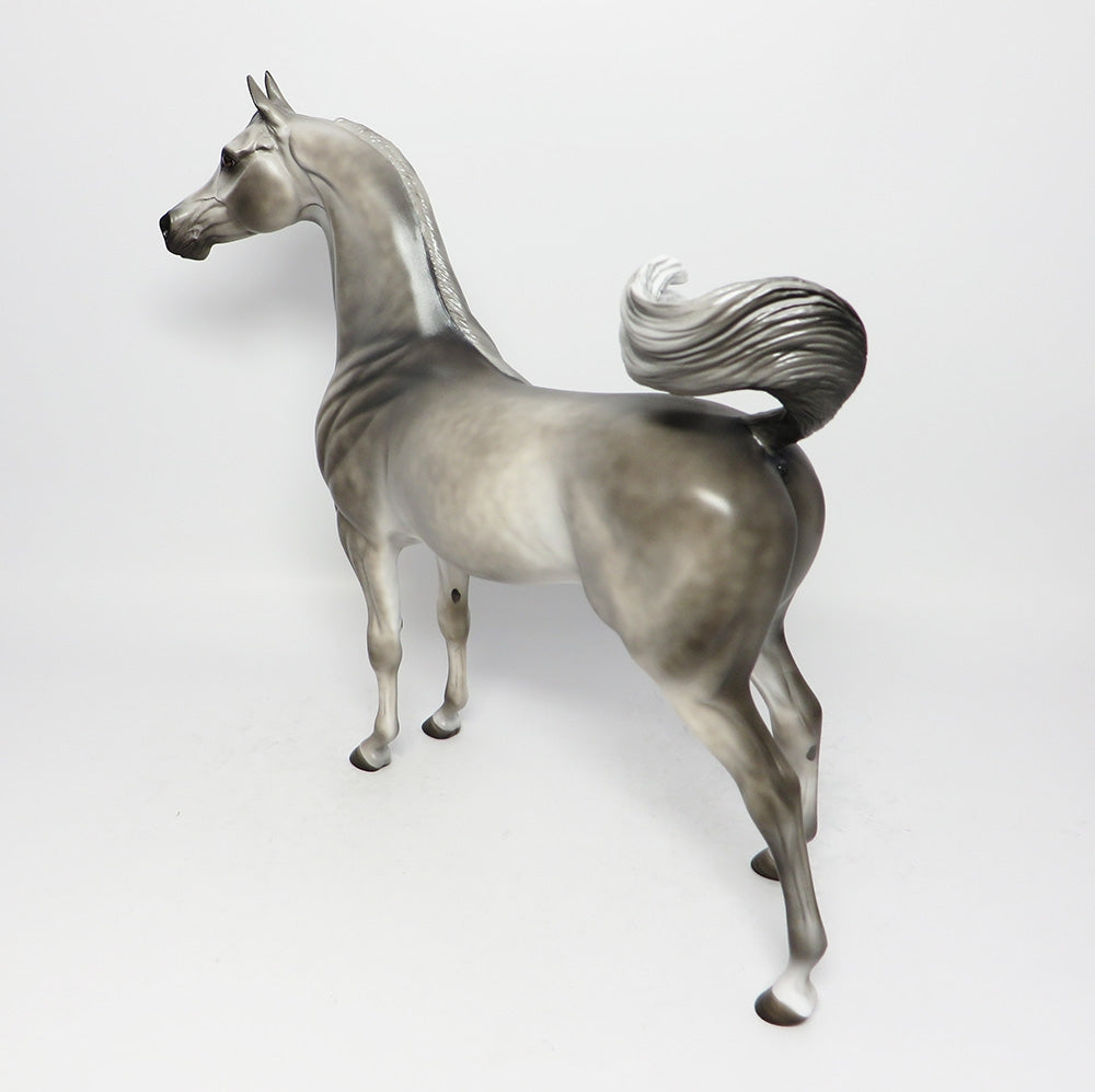 MY PAJAMA&#39;S~LIGHT DAPPLE GREY ARABIAN MODEL HORSE 9/13/17