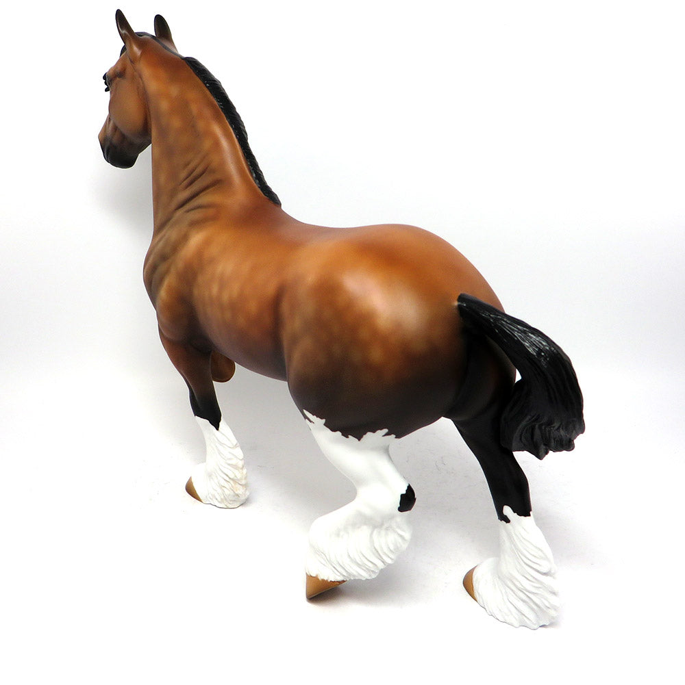 HENDERSON~OOAK DAPPLE BAY TROTTING DRAFTER MODEL HORSE 3/17