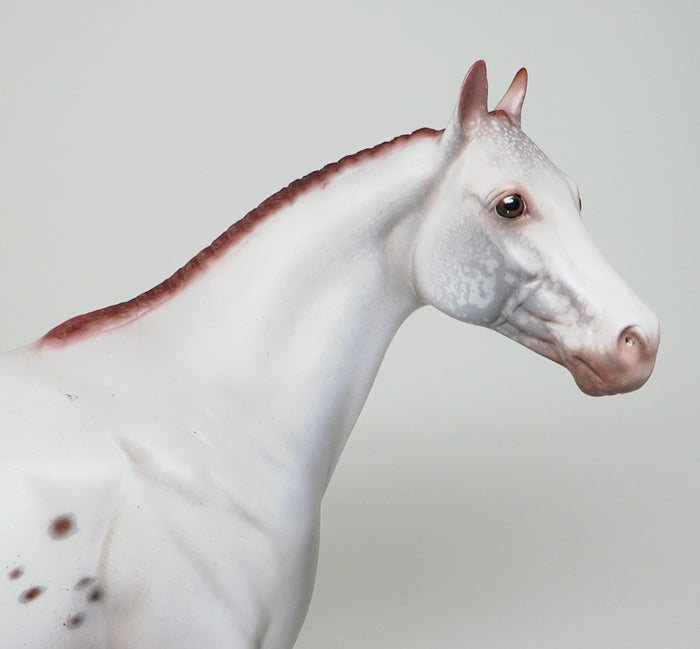 LIL&#39; RED CORVETTE-OOAK CHESTNUT APPALOOSA BRAIDED MANE AND TAIL ISH MODEL HORSE 4/22